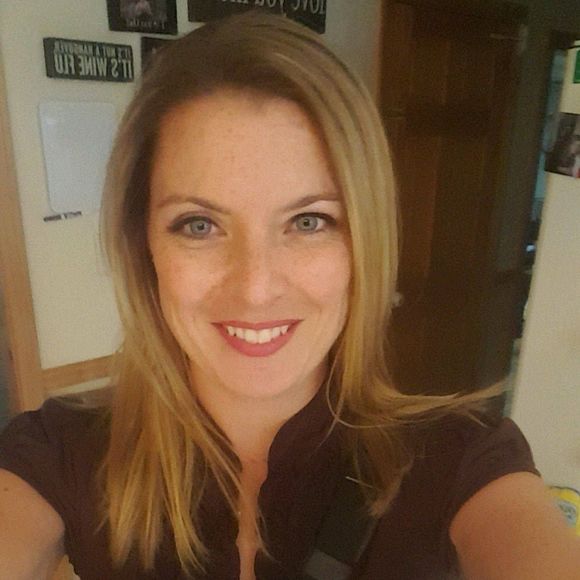 Meet your Posher, Cassandra - Picture 1 of 1